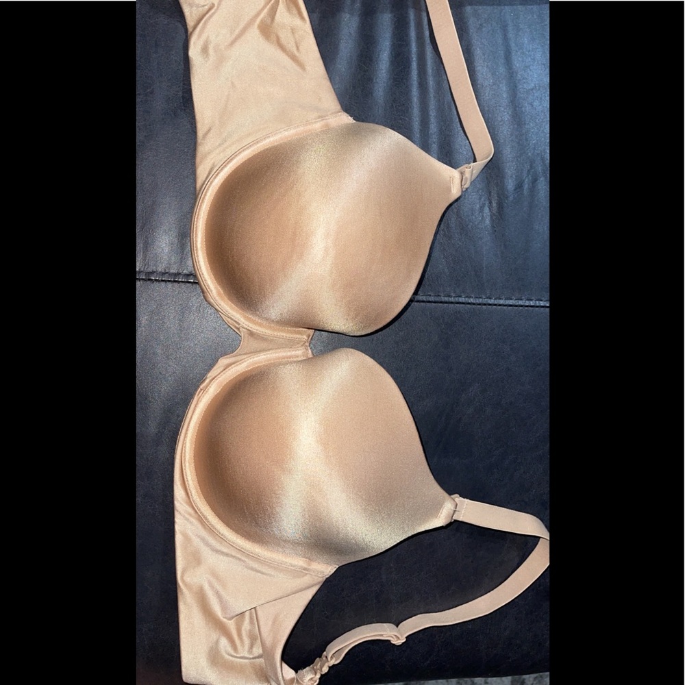 Padded nursing bra